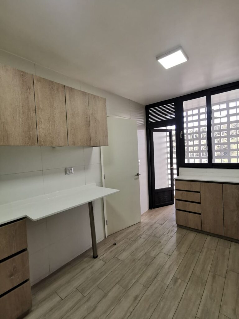 Departamento 708 Edificio Rucatremo
